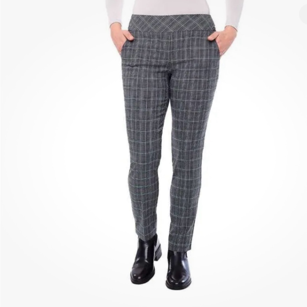 S.C. & CO. Women's Tummy Control Stretch Pull On Pants Black Plaid Size XL